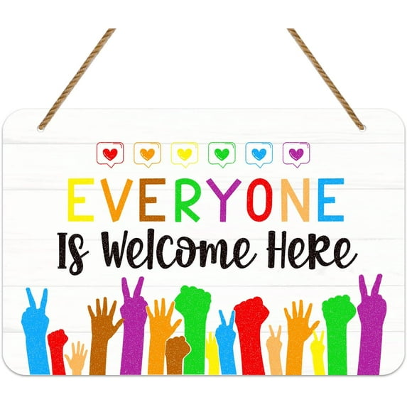 New Wood Sign 5x10 Inch Door Sign Everyone is Welcome Here Hanging Wooden Wall Sign Home Garden Yard Signs Plaque