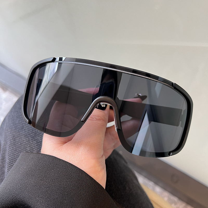 Locs Gangster Thick Frame Black Shades – Men's Rectangular UV400 Sunglasses