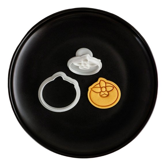 New Year Fondant Cookie Stamp Heat Resistant Snake Themed Biscuit Mould Plastic Baking Mold for Cake Sugarcraft Tool
