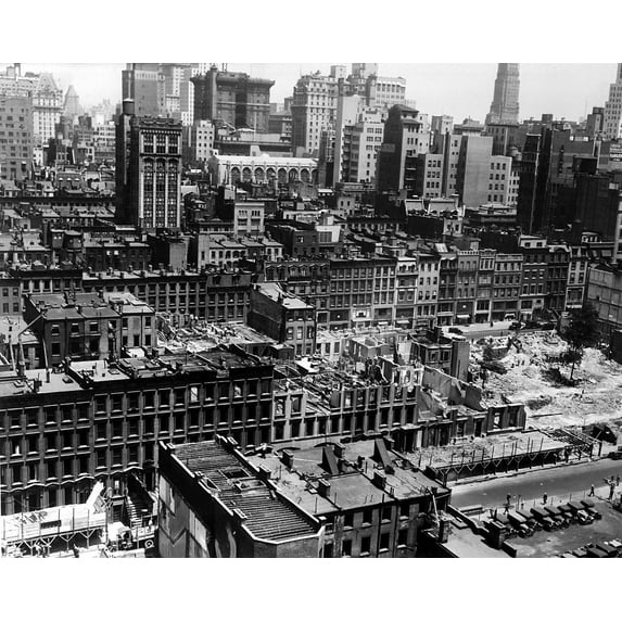 New York City History (36 x 24)