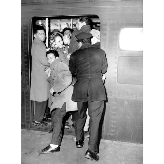 New York City Subways - Crowds Jam Onto Subway Trains 121957. Courtesy Csu Archives Everett Collection History (