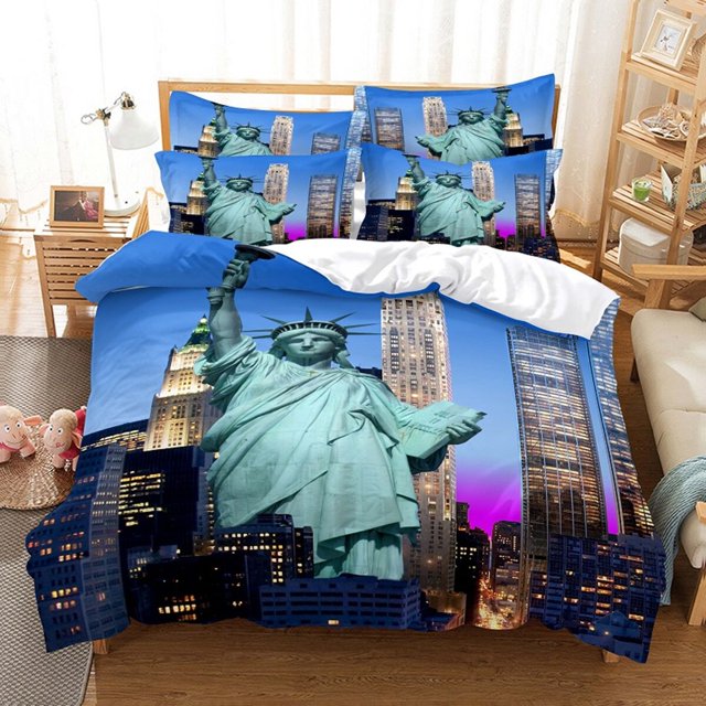 New York Duvet Cover NYC That Never Sleeps Reflection on Manhattan East River City Night Scene