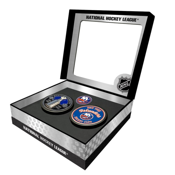 New York Islanders Stanley Cup Retro Puck & 3D Cup Puck Gift Box Set