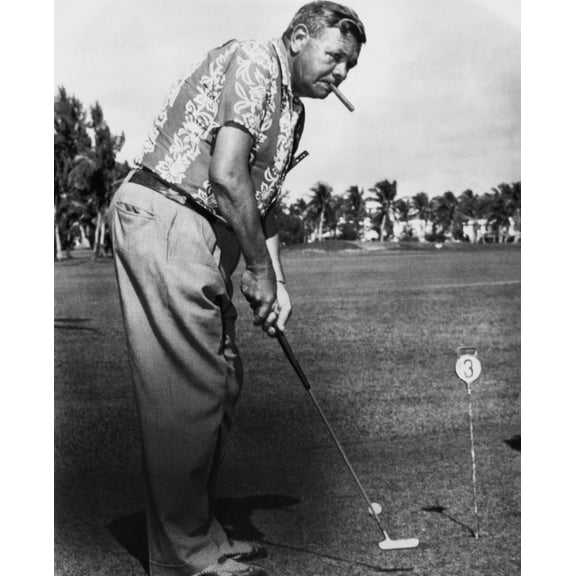 New York Yankees. Retired Outfielder Babe Ruth Playing Golf History (18 x 24)