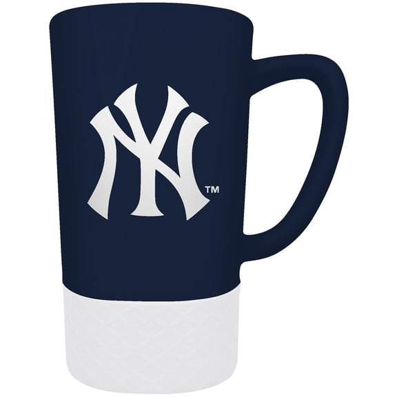 New York Yankees Team Logo 16oz. Laser Etched Jump Mug