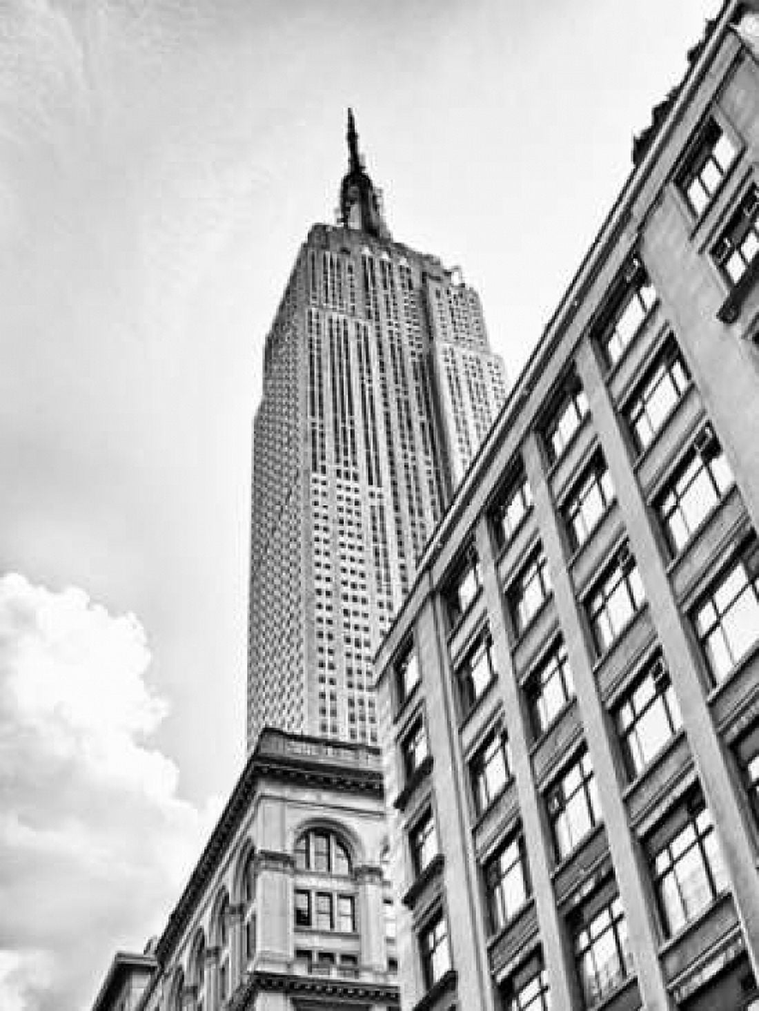 New York sky Canvas Art - Giovanni Gagliardi (22 x 28)