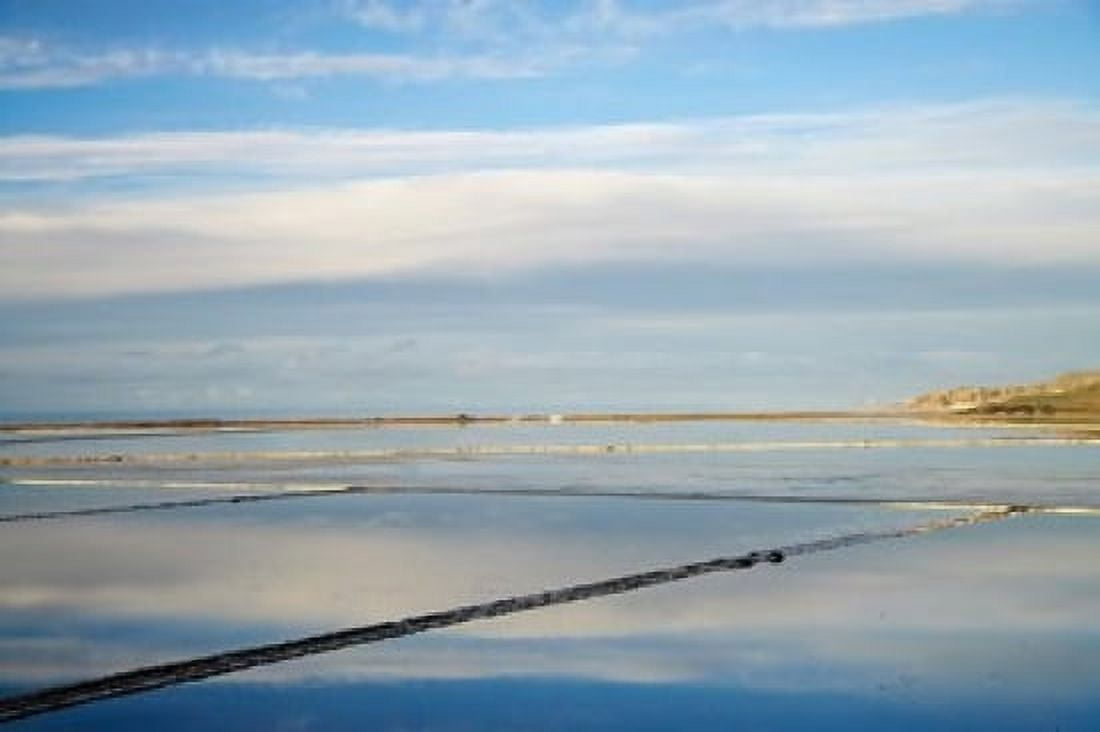 New Zealand South Isl Evaporation Ponds Lake Grassmere Canvas Art - David Wall DanitaDelimont (34 x 23)