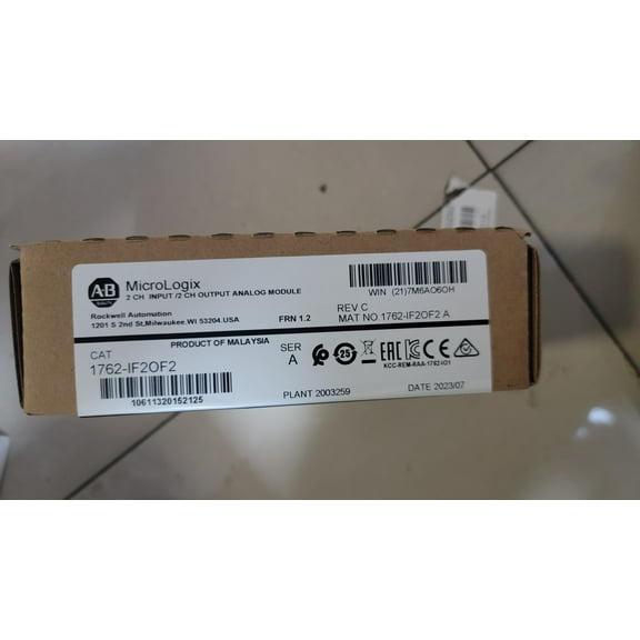New in Box 1762-IF2OF2 1200 I/O Module 1762IF2OF2 Free Ship
