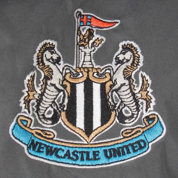 Newcastle United FC Boys Crest Raglan Windbreak