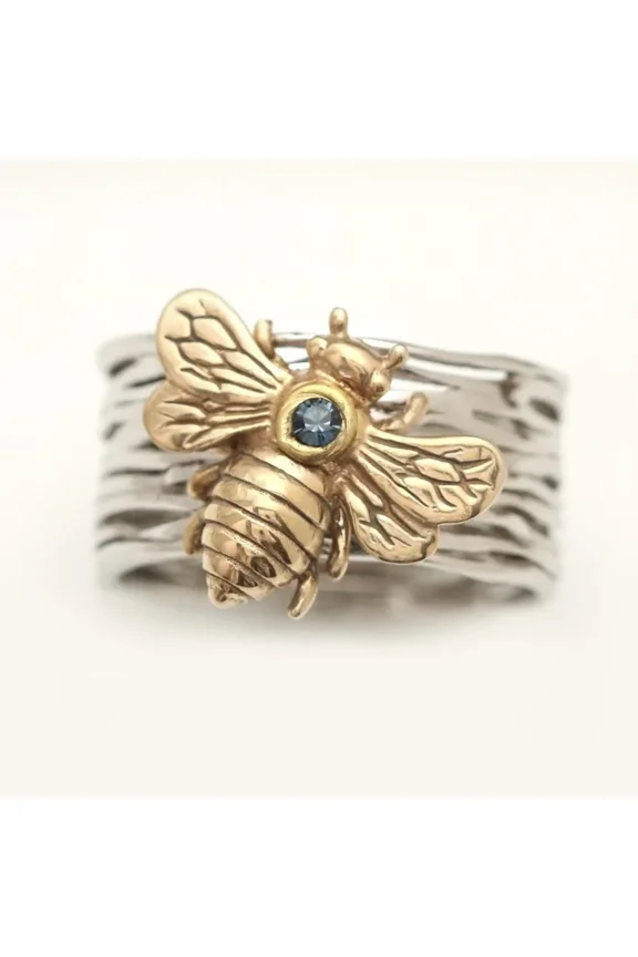 Newly developed fashion bee ring, two-color alloy jewelry catwalk wear accessories popular jewelry