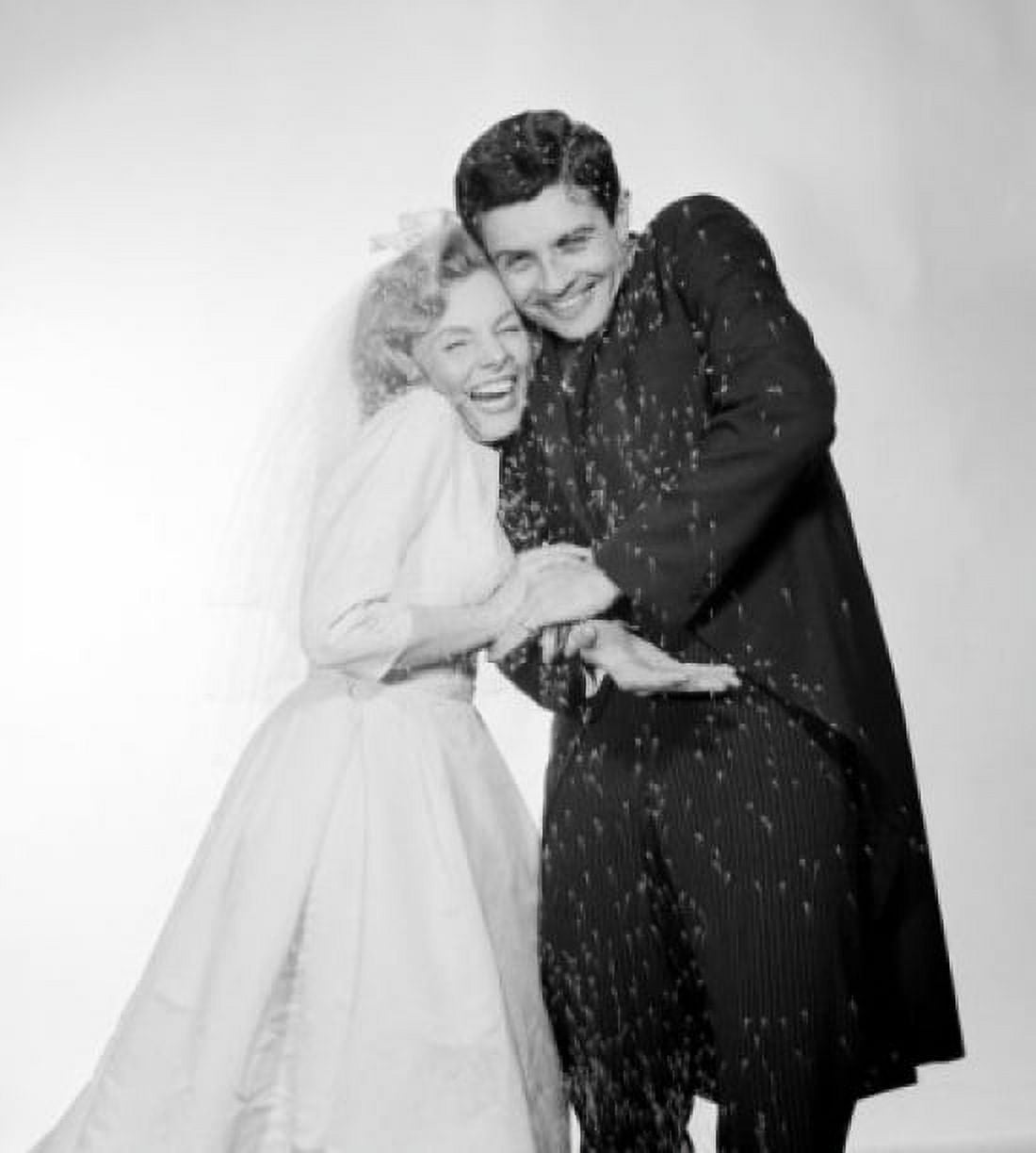 Newly married couple portrait Canvas Art - (24 x 36)