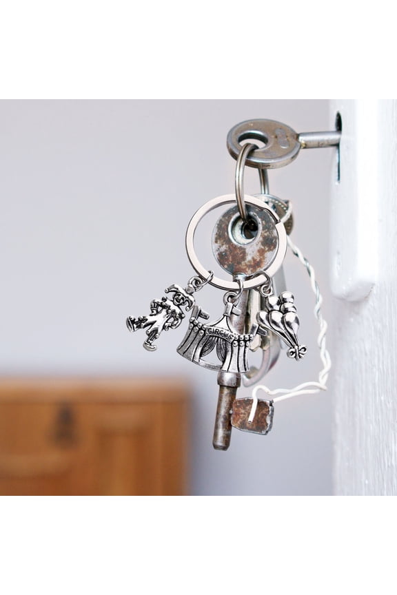 Carnival Theme Keychain Keychains Metal 2Pcs Retro Clown Design