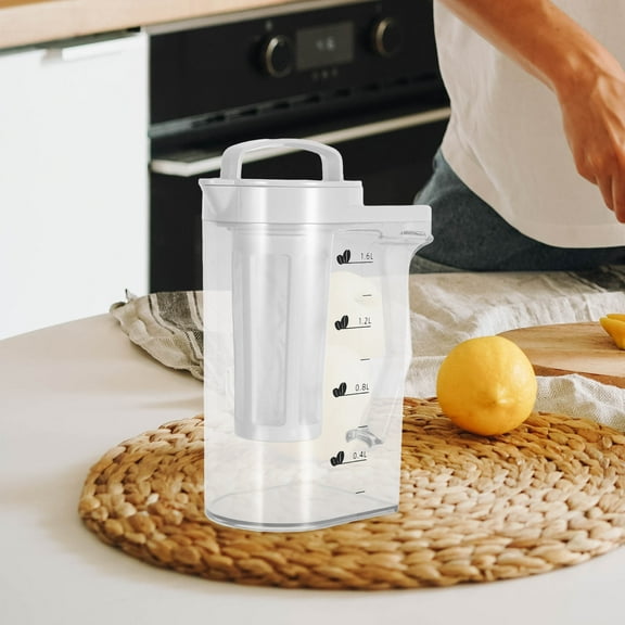 Niceauty Plastic Cold Brew Coffee Pitcher with Measurement Markings for Home