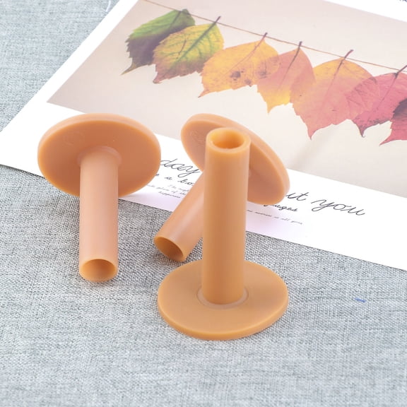 Nicehomfit Yellow Plastic Golf Tees Unbreakable Ergonomic Design Lightweight Tee Pegs for Golf Use
