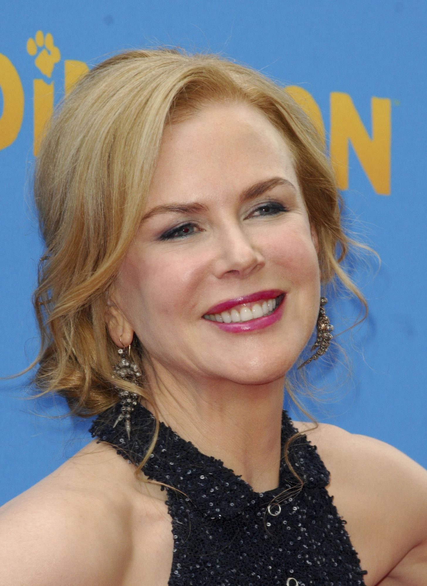Nicole Kidman At Arrivals For Paddington Premiere Canvas Art - (16 x 20)