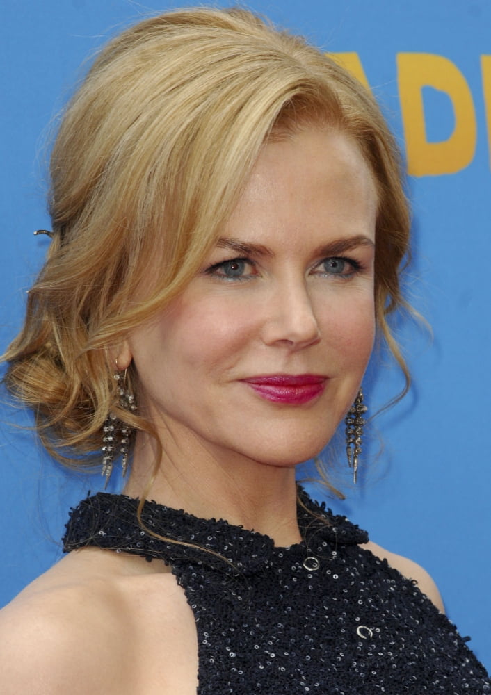 Nicole Kidman At Arrivals For Paddington Premiere Canvas Art -  (16 x 20)