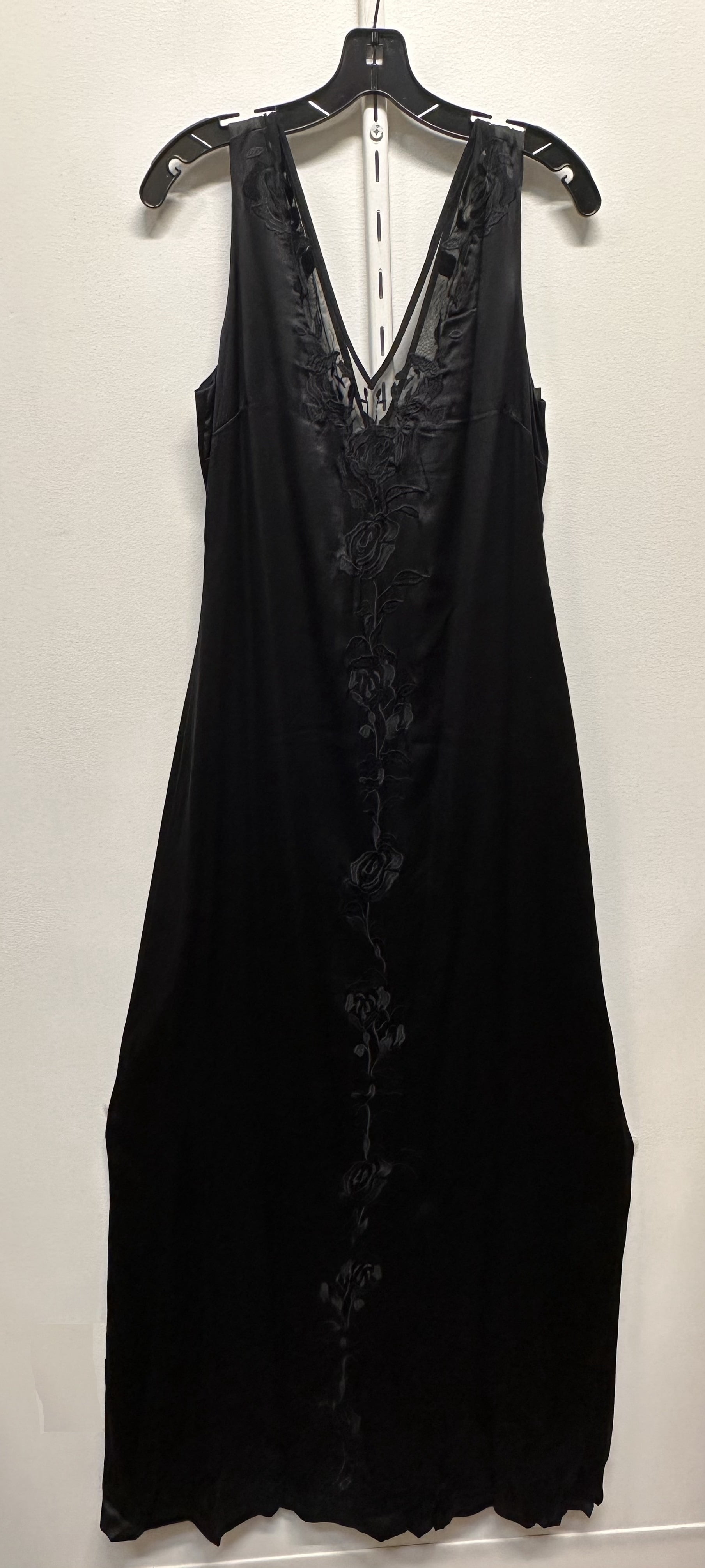 Nicole Miller Artelier BLACK Embroidered Flowers Plunge Gown Casual Dress,  US 6 - Walmart.com