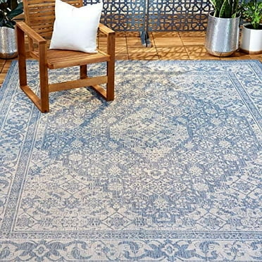 Nicole Miller New York Patio Country Dahlia Transitional Medallion Indoor/Outdoor Area Rug, Blue/Grey, 5'2"x7'2"