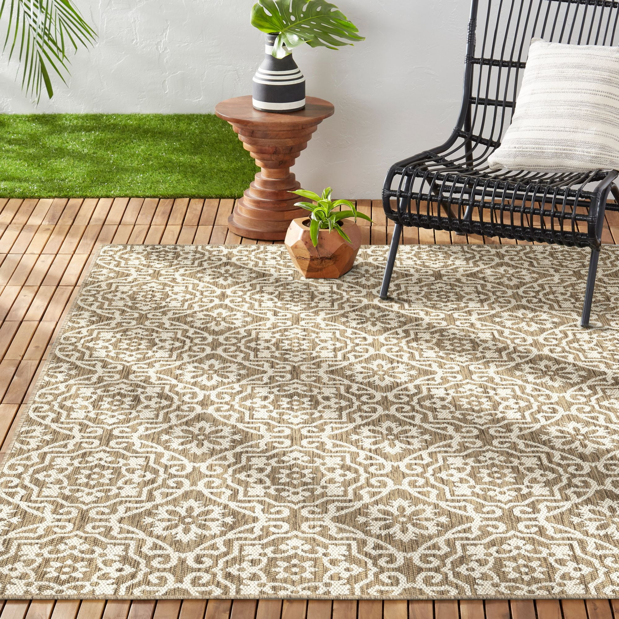 Brown and Beige Geometric Synthetic 8' x 10' Reversible Area Rug
