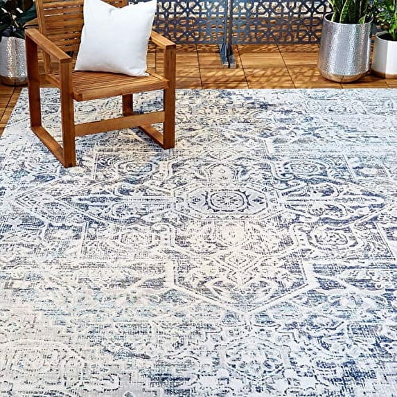 Nicole Miller New York Patio Sofia Fleur Transitional Medallion Indoor/Outdoor Area Rug, Navy Blue/Aqua, 5'2"x7'2"