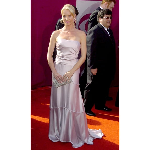 Nicollette Sheridan At Arrivals For 57Th Annual Primetime Emmy Awards, The Shrine Auditorium, Los Angeles, Ca, September 18, 2005. Photo By Dee CerconeEverett Collection Celebrity (16 x 20)