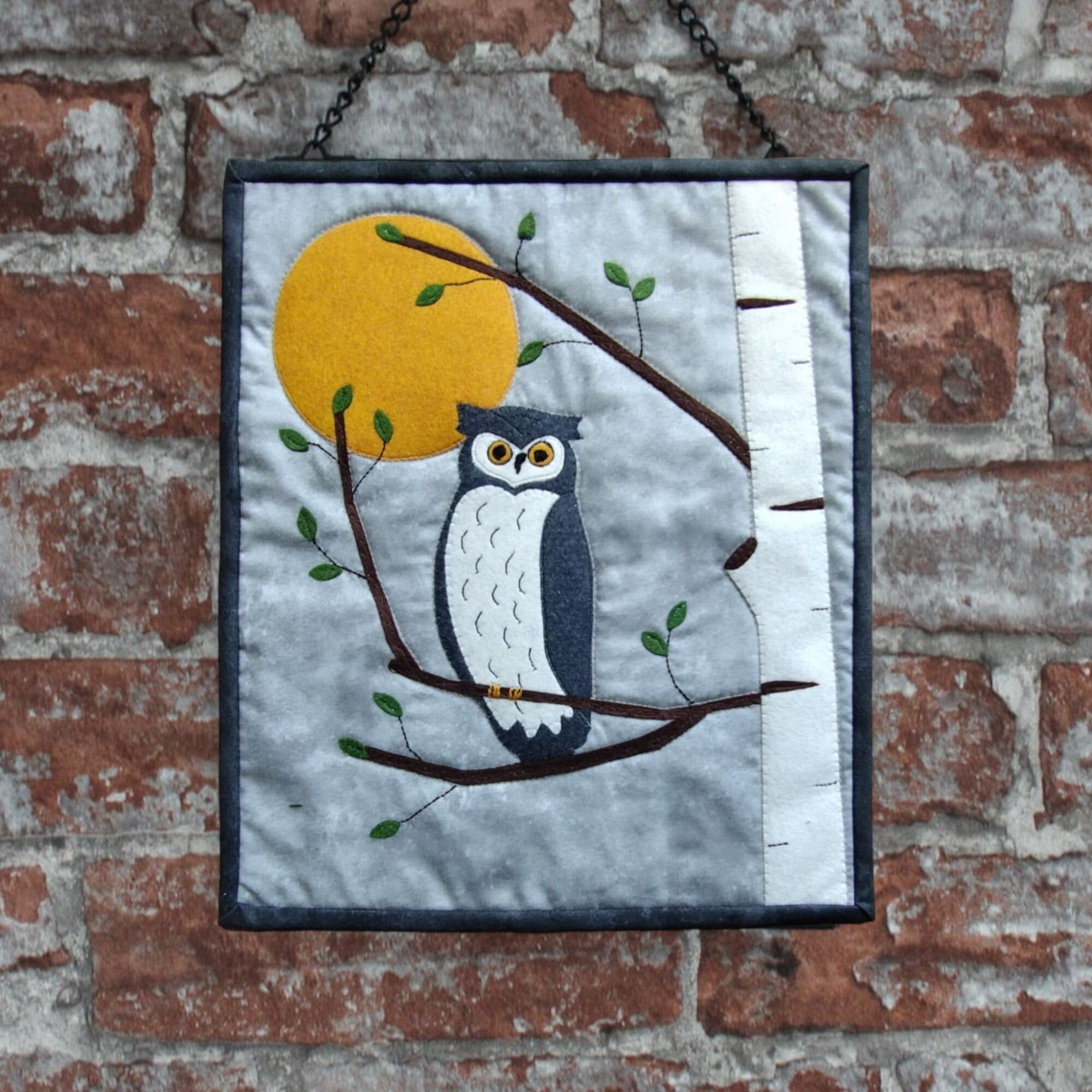 Spring Owl WJ1905010CL Quilt main image 1
