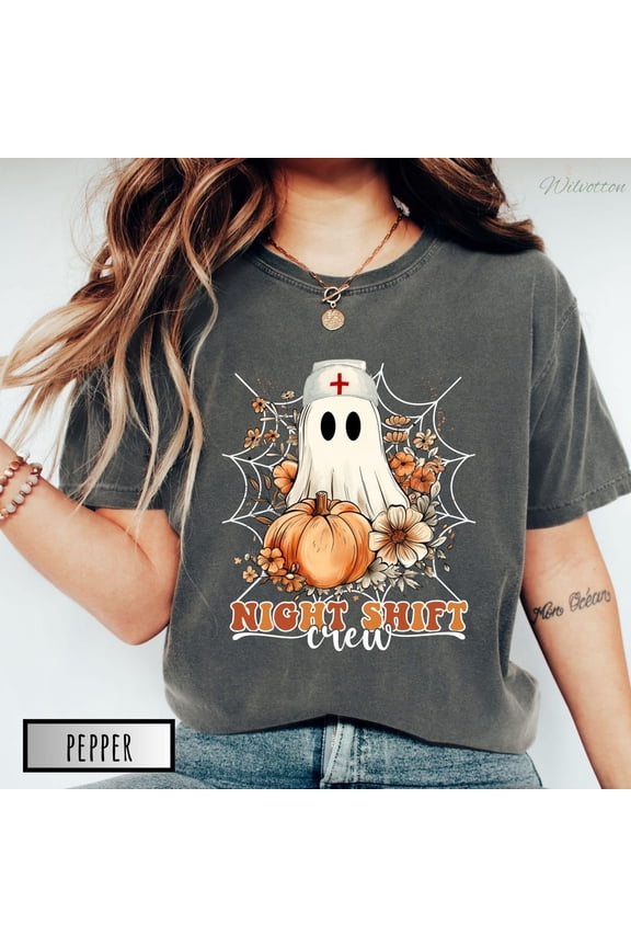 Night Shift Crew, Nurse Fall Retro Spooky Nurse Tregistered Nurse Sweatnursing School Tee, Rn Shirt