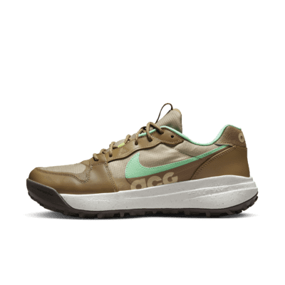 Nike ACG Lowcate Men's Shoes Color: Limestone/Dark Driftwood/Sail/Green Glow Size: 11.5