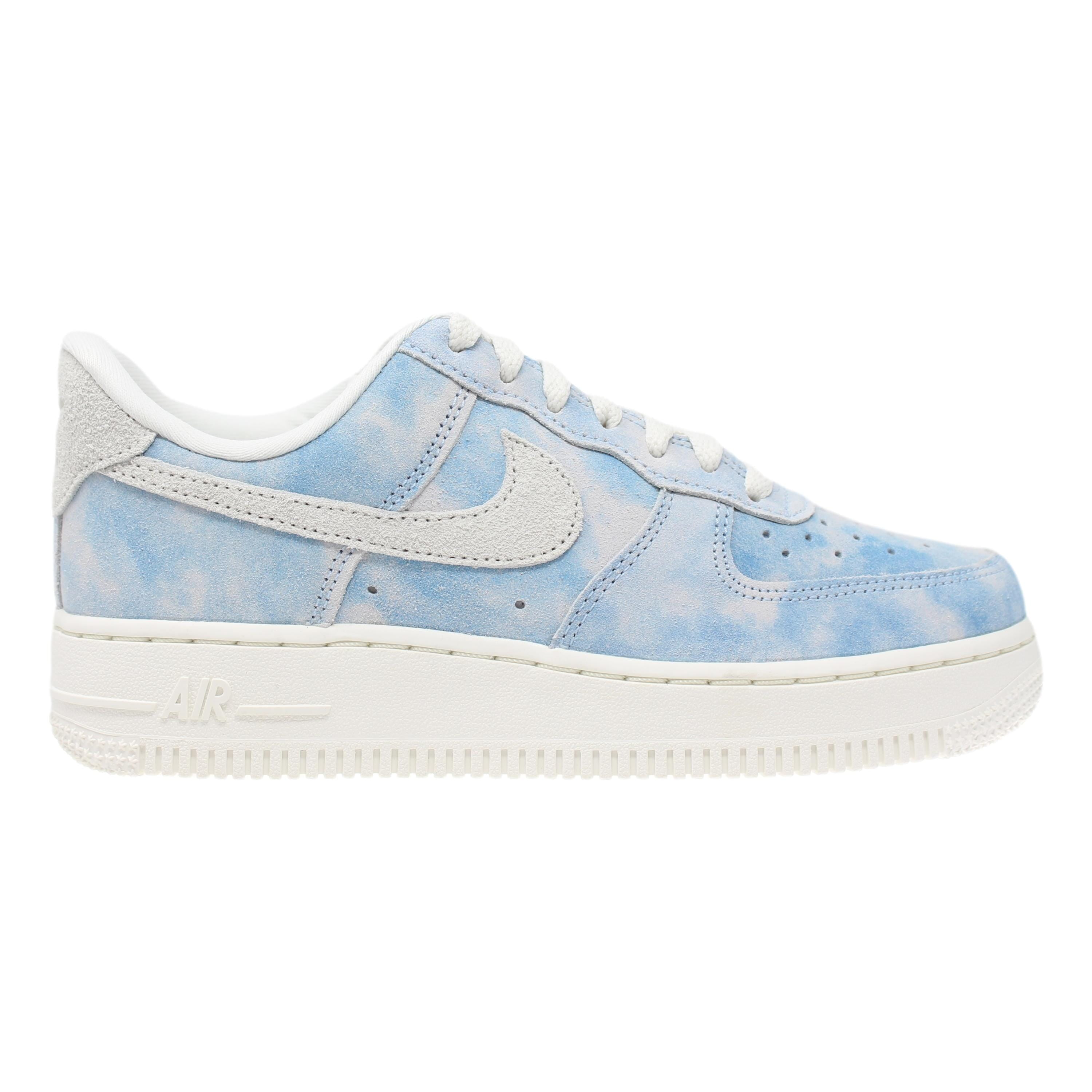 Nike Air Force 1 '07 SE Clouds Sneakers, New Women's Shoes FD0883-400,  Women's U.S. Shoe Size 8.5