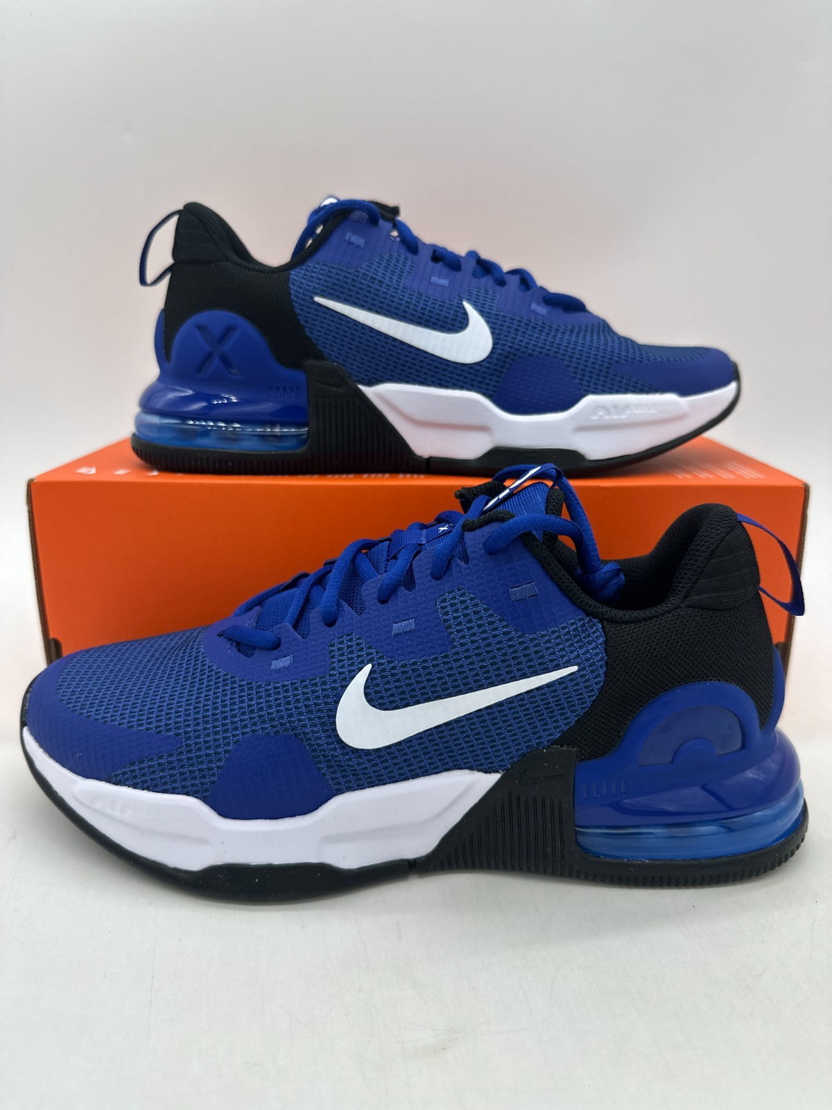 Nike Air Max Alpha Trainer display picture 2