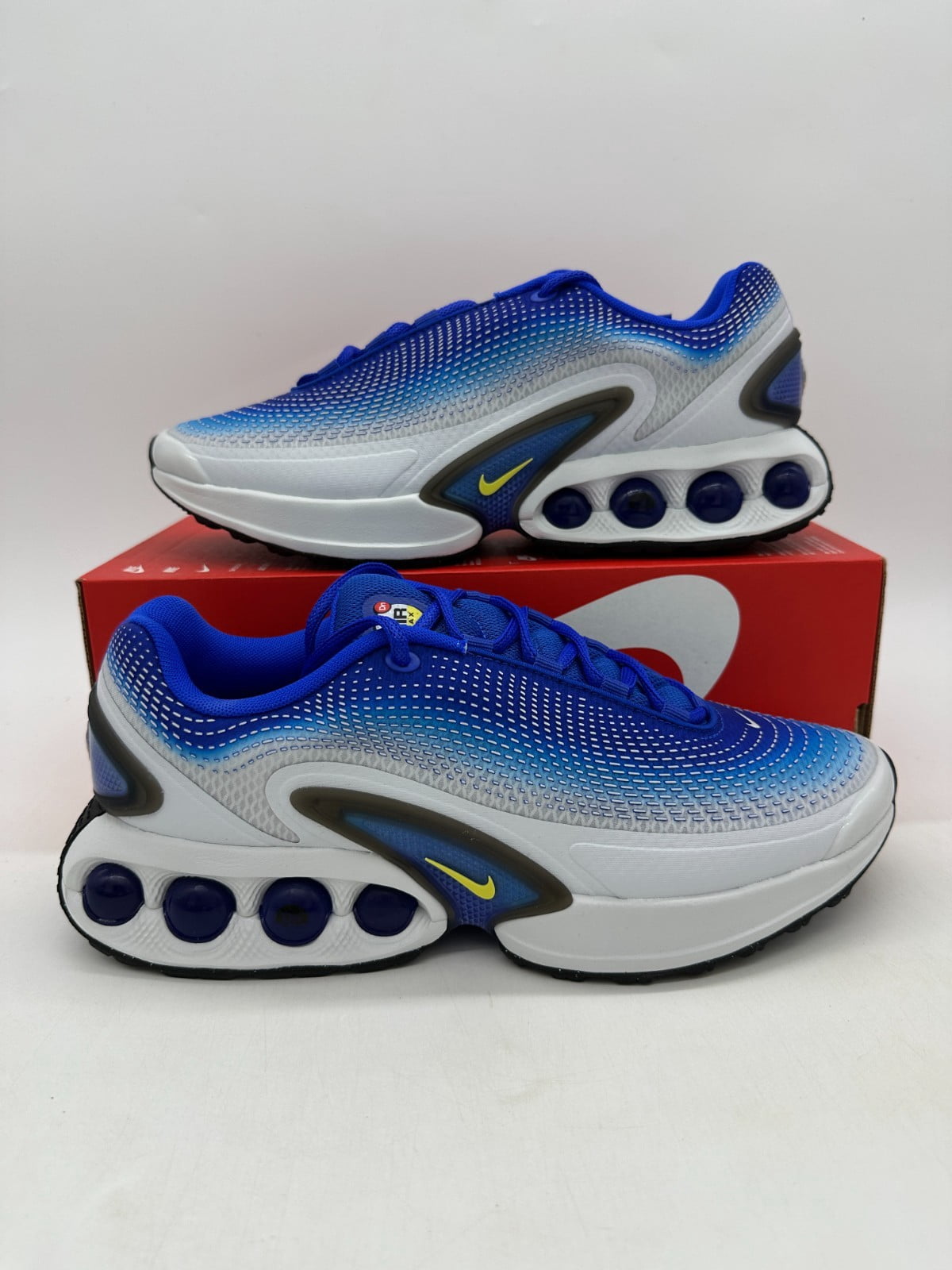 Nike Air Max DN Men's size 10.5 Racer Blue Running Shoes HF5531 400