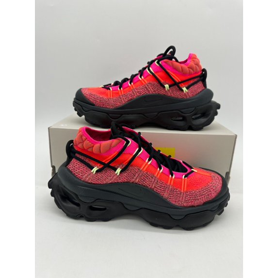 Nike Air Max Flyknit Venture Women's Size 6.5 Pink Athletic Shoes FD2110 600