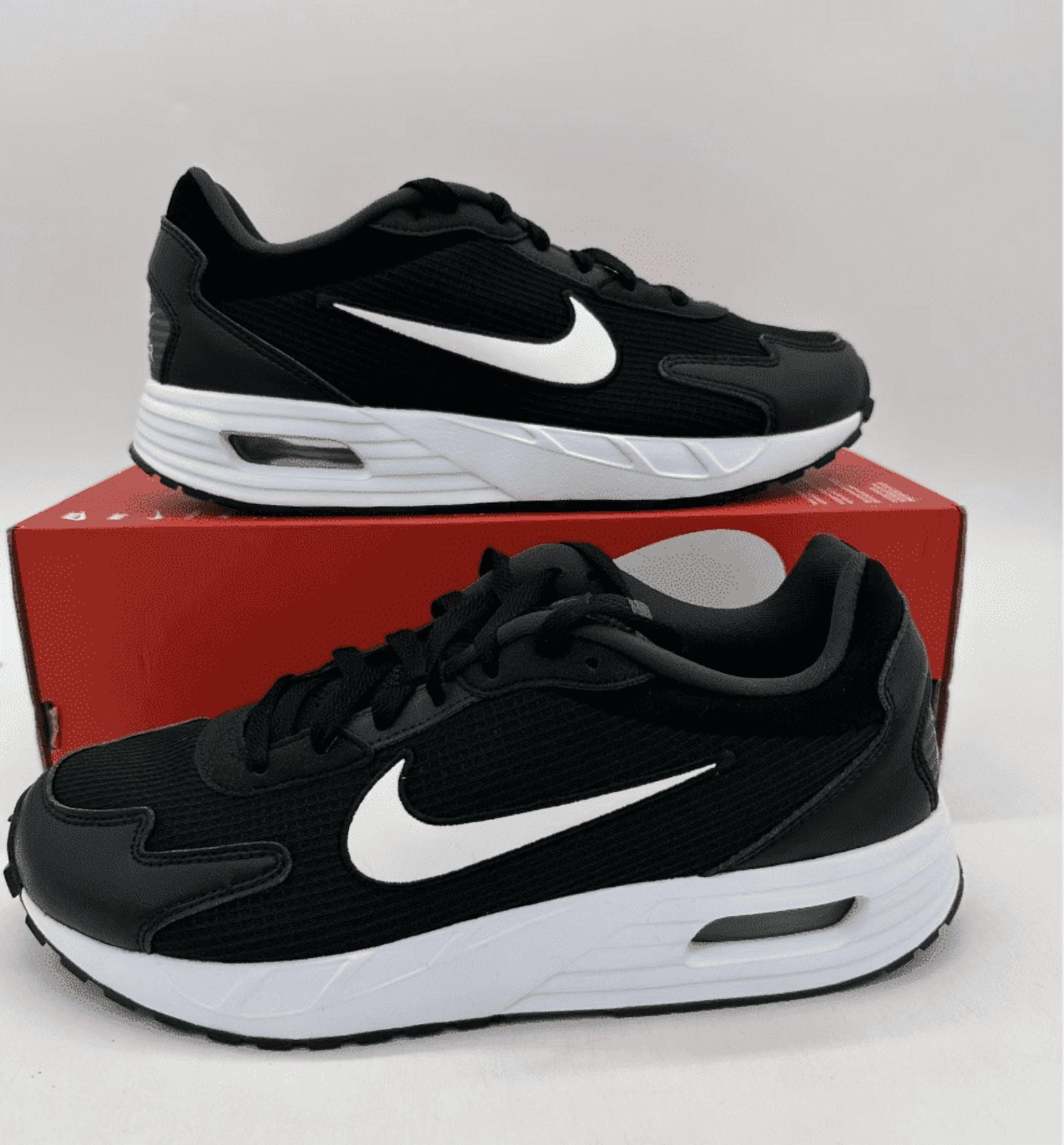 Nike Air Max Solo Men's Size 11.5 Black White Running Shoes HQ2572-001