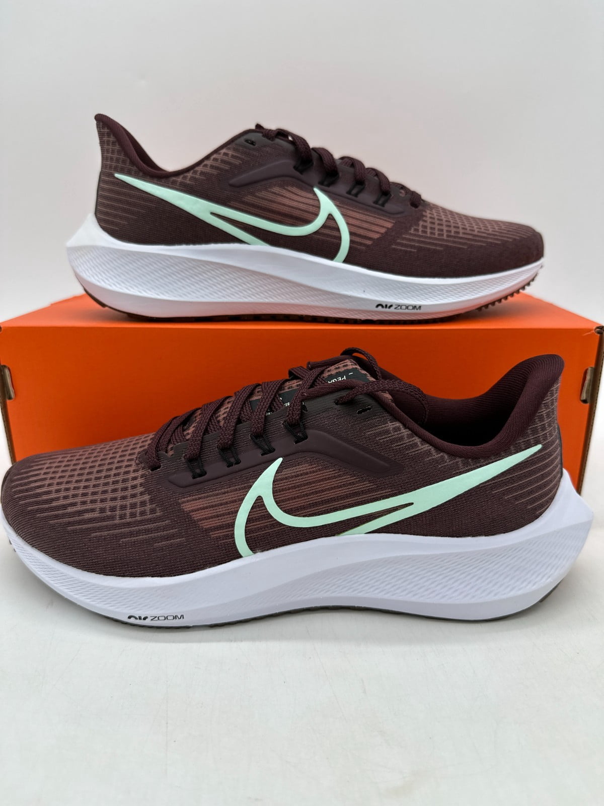 nike air pegasus size 12