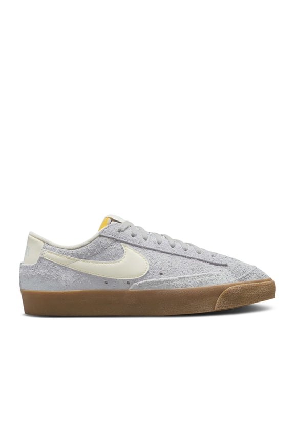Blazer Low '77 Vintage WMNS Shoes, Football Grey/Gum Light Brown/Team Orange/Pale Ivory, Size 10