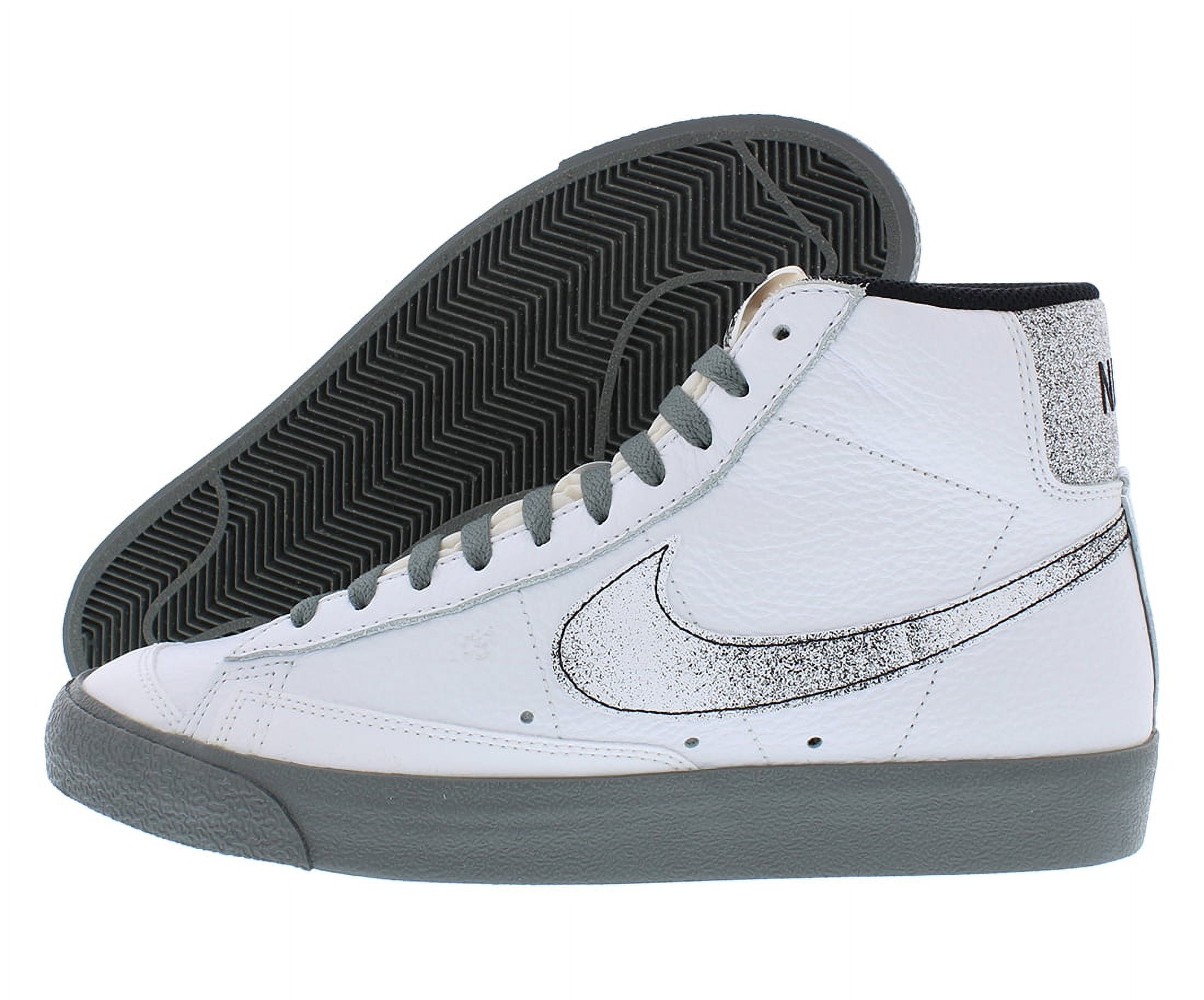 【ナイキ ブレザー ミッド 26cm】 NIKE BLAZER MID グレー ホワイト ブラック 灰 白 黒 スエード USED メンズ スニーカー US8 Men\u0027s Nike Blazer Mid \u002777 EMB White⁄Smoke Grey-Black-White (DV7194