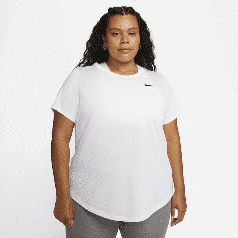 Plus size nike clothing deals