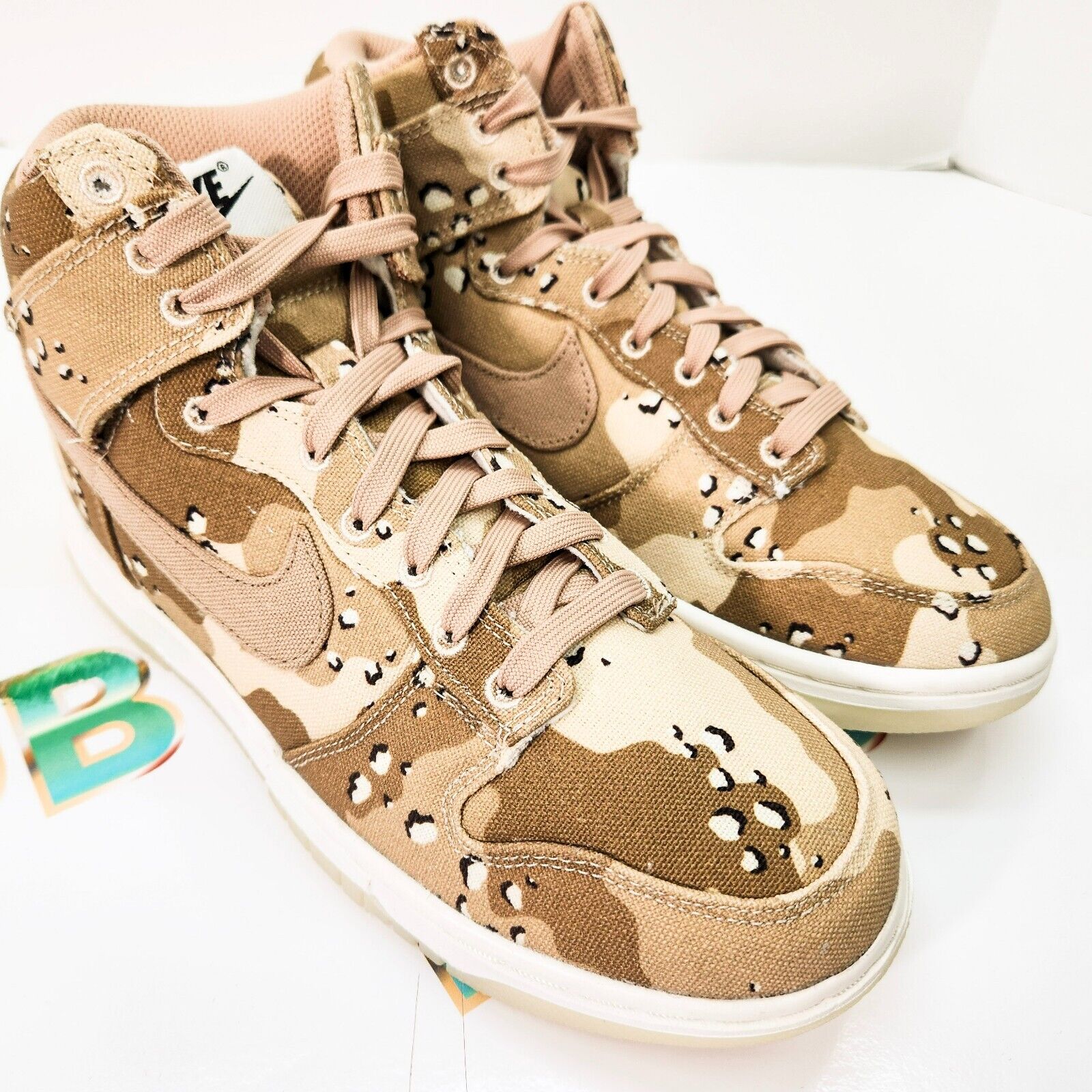 women camo dunks