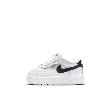 Nike Force 1 Low EasyOn Baby/Toddler Shoes Color: White/Black Size: 4C