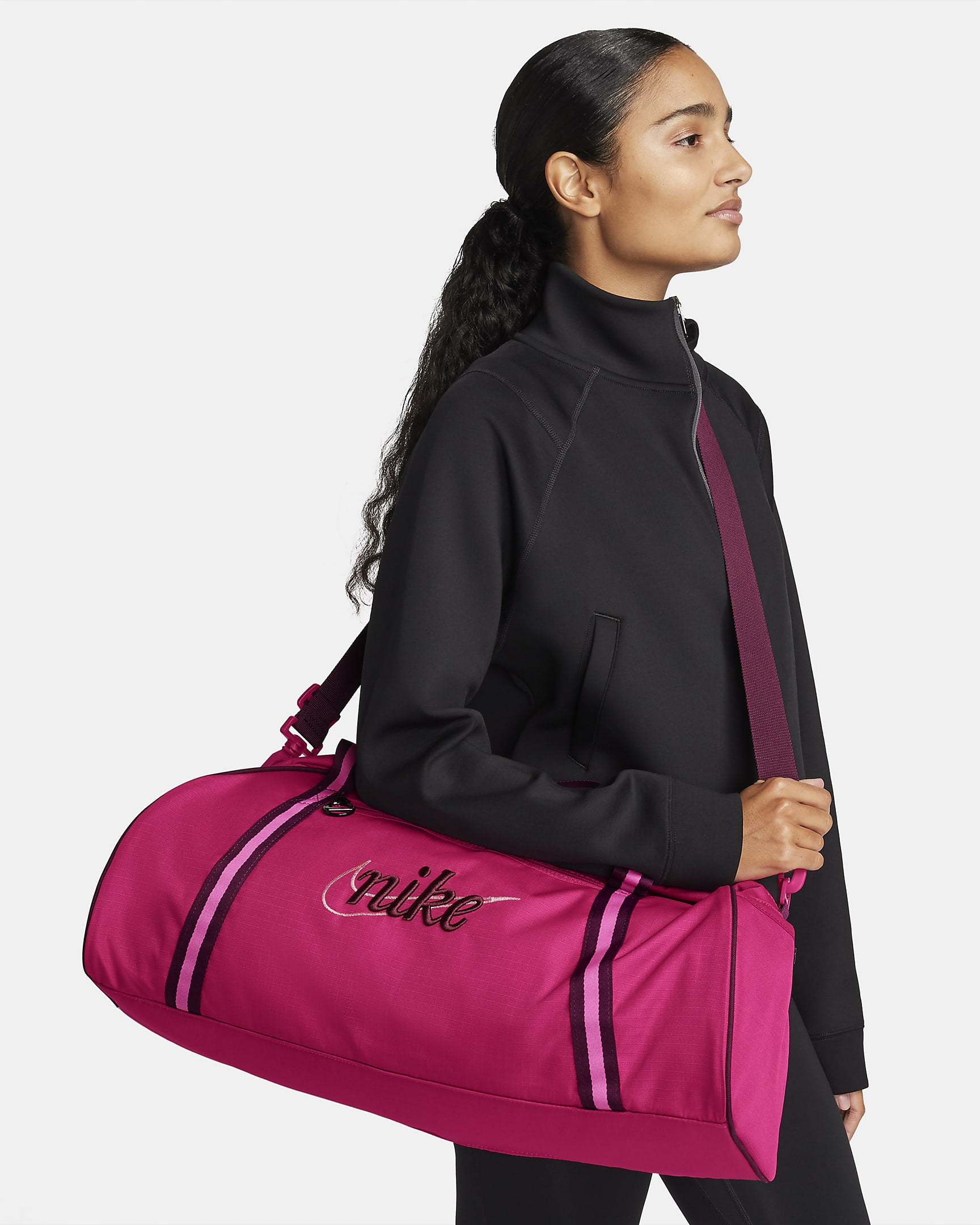 NIKE ★ Gym Club Duffle Bag 24L Guava Ice Nike Gym Bag , Club Training Bag (24L) Fireberry/Fireberry