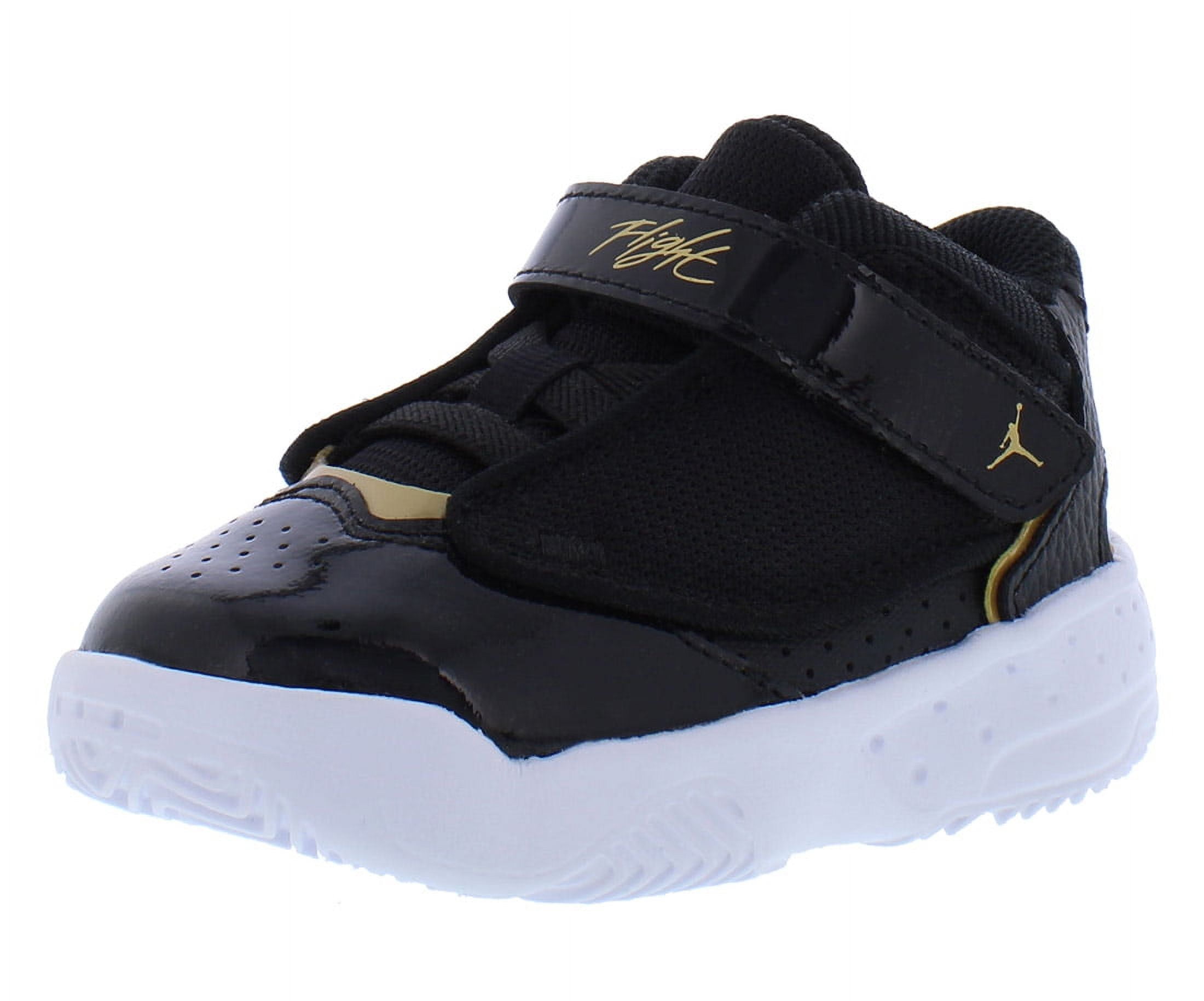 jordan max aura size 10