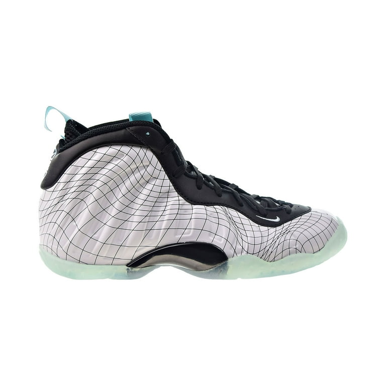 Little store posite shoes