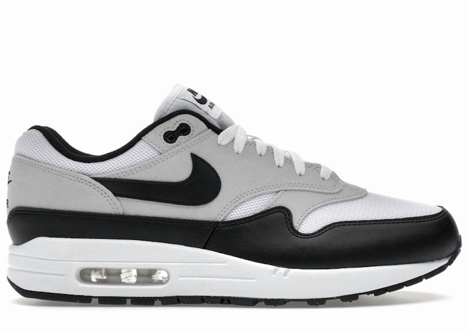 ナイキ トータル90 3 White and Black Nike Soccer Shoes - Nike Total 90 Laser III FG - Firm Ground