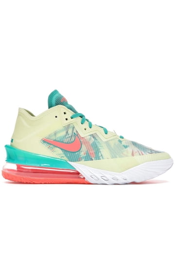 Lebron Low display picture 1