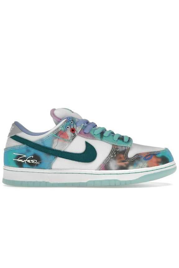 Men's SB Dunk Low Futura Laboratories Bleached Aqua Skateboarding Shoes, from StockX