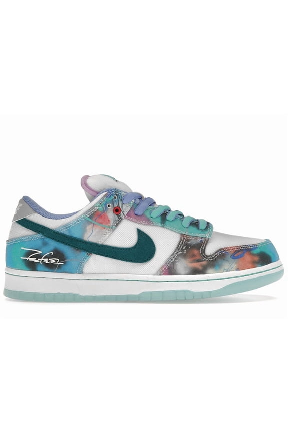 Men's SB Dunk Low Futura Laboratories Bleached Aqua Skateboarding Shoes, from StockX