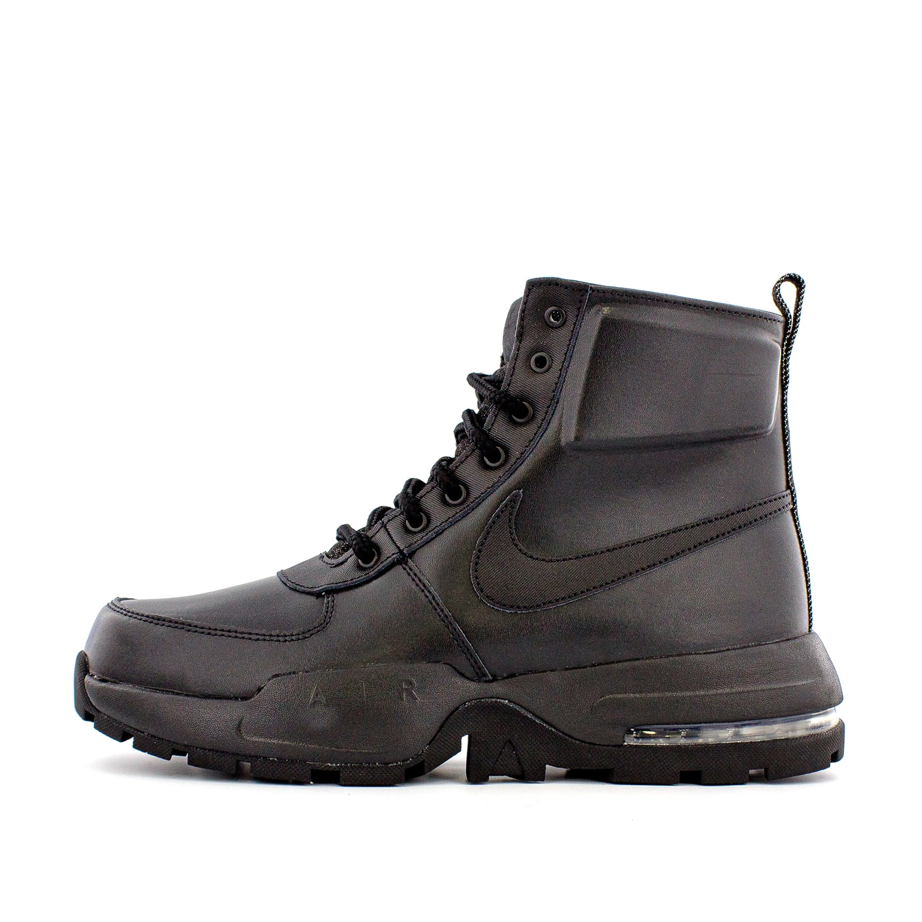 nike boots size 5