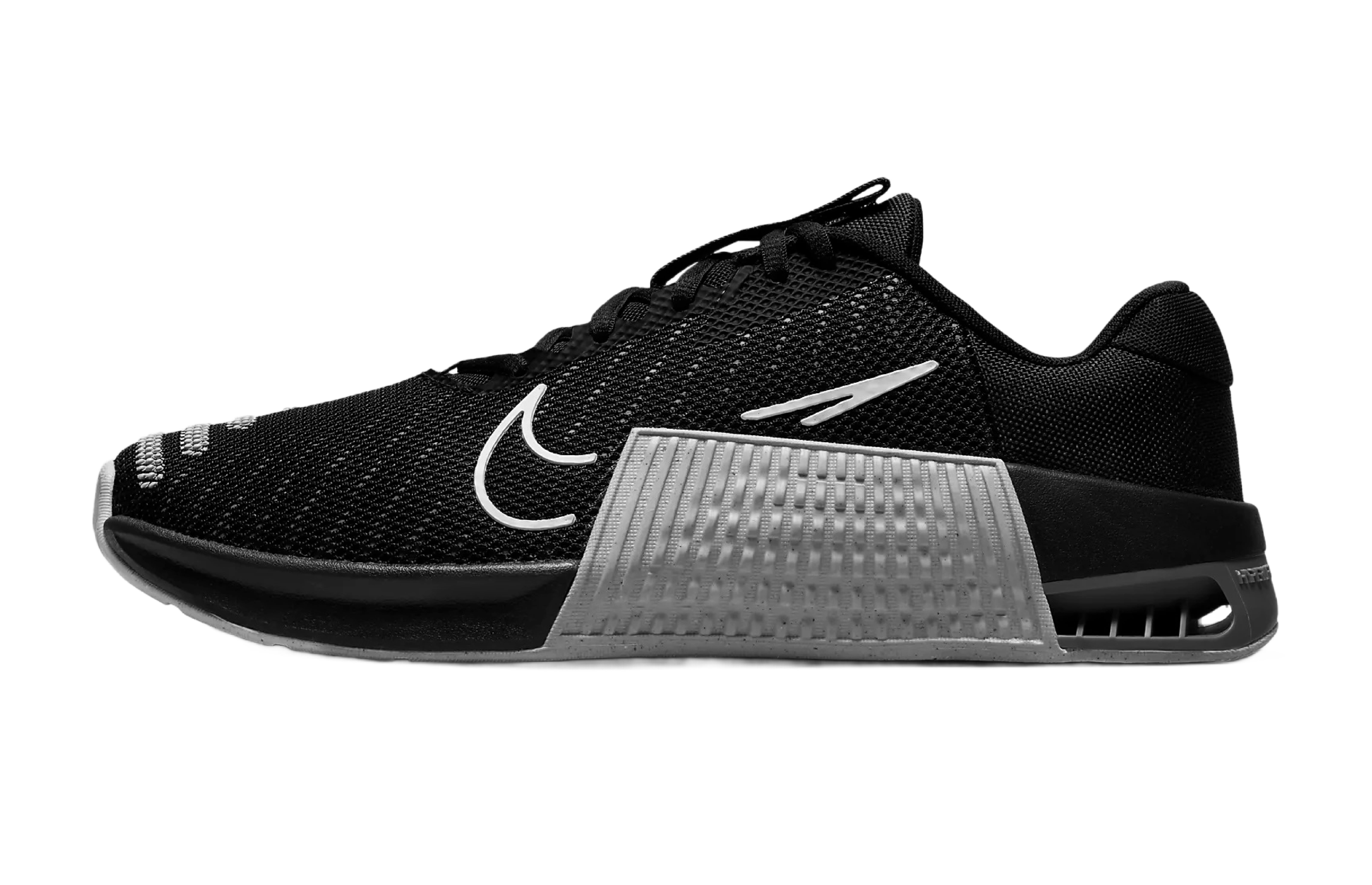 nike lightweight mesh shoes