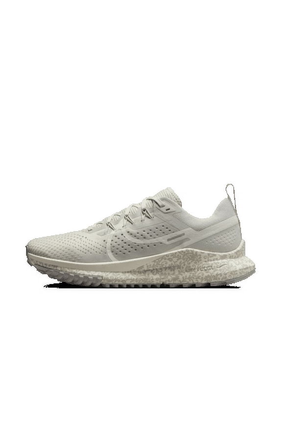 Pegasus Trail 4 Women's Trail Running Shoes Color: Light Bone/University Red/Medium Soft Pink/Sail Size: 8