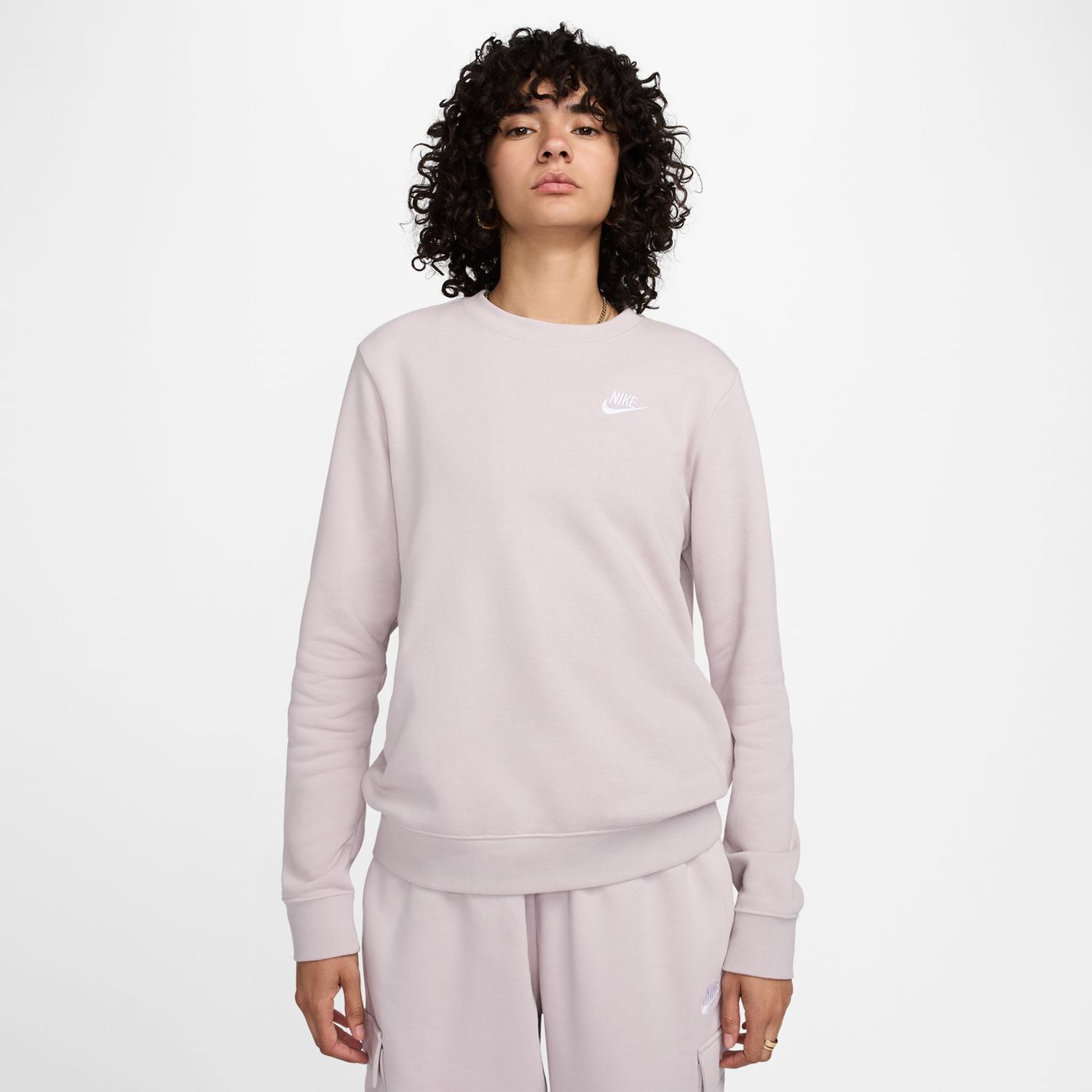 Nike Sportswear Club Fleece Women's Crew-Neck Sweatshirt Color